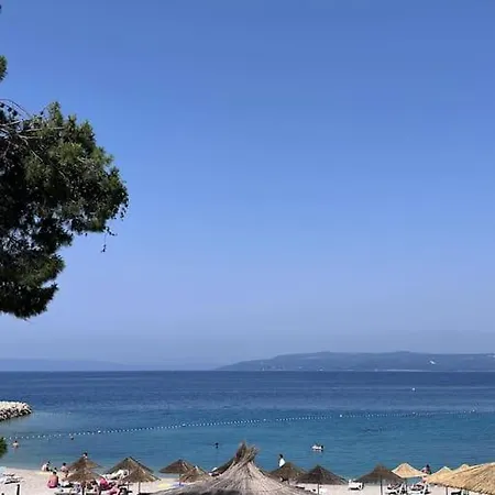 Luxury And Modern With Sea View And Garage Apartman