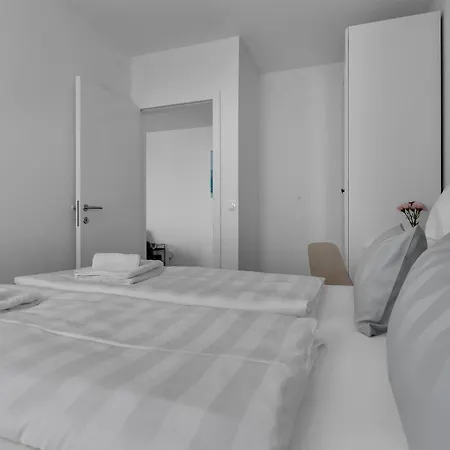 Luxury And Modern With Sea View And Garage Makarska