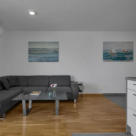 アパート Luxury And Modern With Sea View And Garage マカルスカ