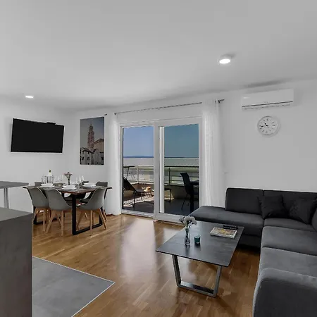 Lägenhet Luxury And Modern With Sea View And Garage *