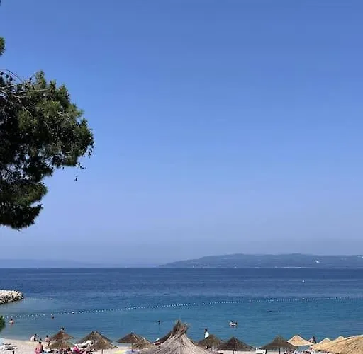 Luxury And Modern With Sea View And Garage Apartman