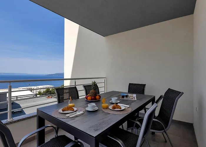 Luxury And Modern With Sea View And Garage *