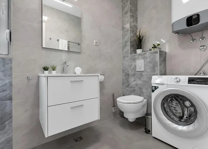 Luxury And Modern With Sea View And Garage Apartment *