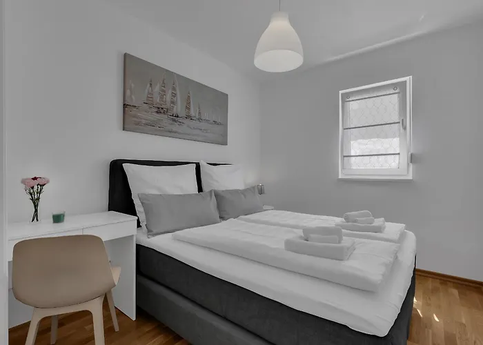 Apartment Luxury And Modern With Sea View And Garage